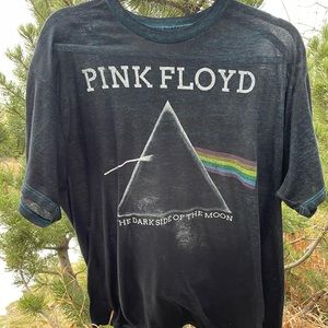 Blue and black Pink Floyd Logo tee SIZE L
